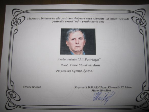 Visst är den albanska stavningen av mitt namn fin?