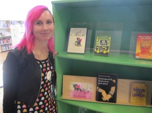 Louise Halvardsson på författarbesök på Kungshögsskolan i Ljungby. Foto: Frida Karlsson